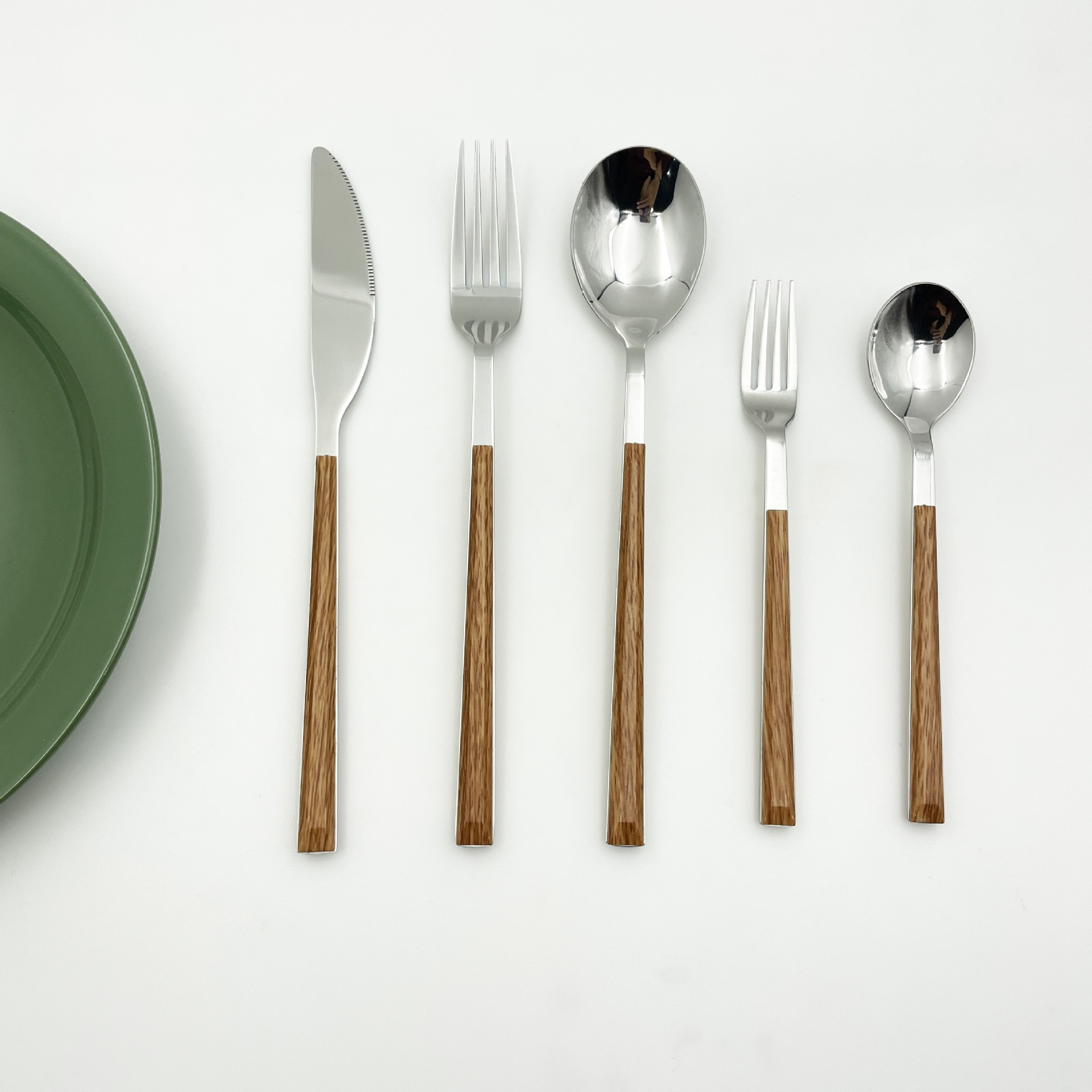 outdoor flatware